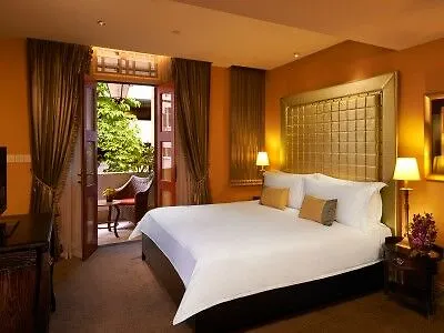 The Scarlet Singapour Hotel